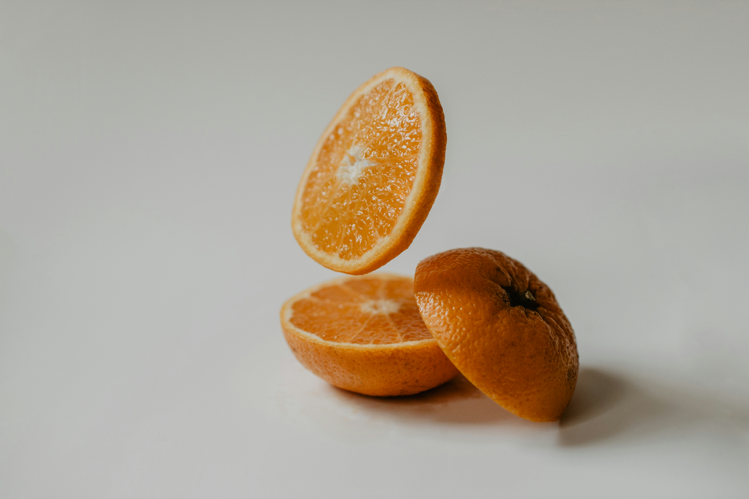 Vitamina C y Zinc: Un Dúo Poderoso para tu Sistema Inmune y Articulaciones